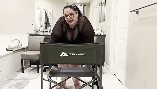 İç çamaşırlı luxe: tombul cenneti sıkı sandalye azdırma (wmv)