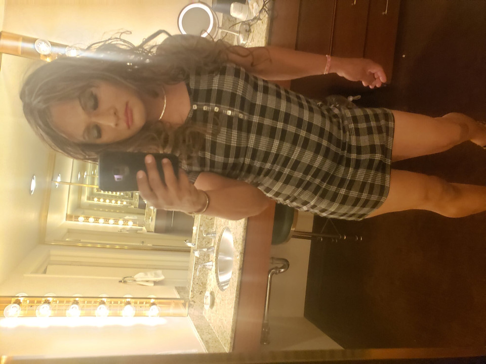 sexy fem showing off