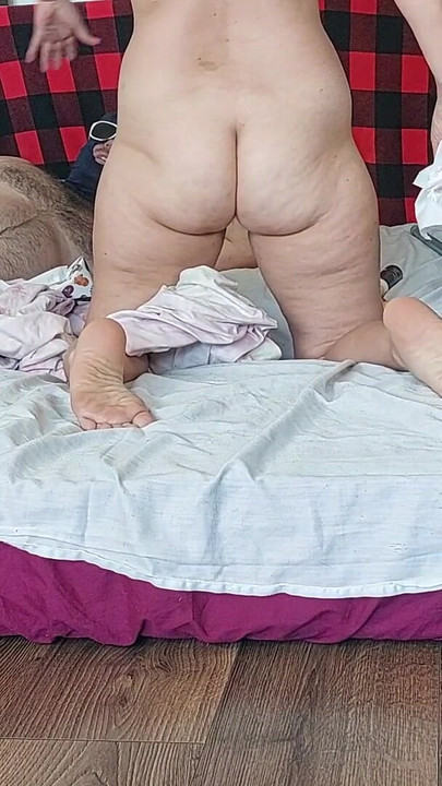 पत्नी के शरीर पर वीर्य. बेडरूम में शौकिया जोड़ा हॉट सेक्स। शौकिया जोड़ा किचन में मस्ती कर रहा है। | क्लिप 1