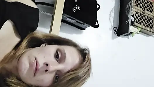 Zierliche schlanke, die sex liebt