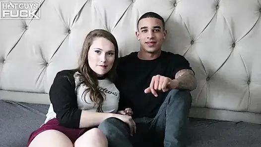 Terjebak adalah kontol besar di pantatnya. Tatted Jock