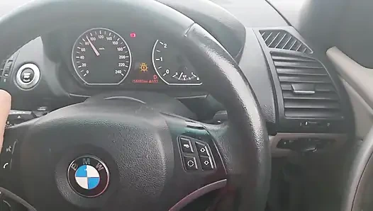 Süße blonde dildo fickt ihre muschi, während ihr Über-fahrer zuschauen muss