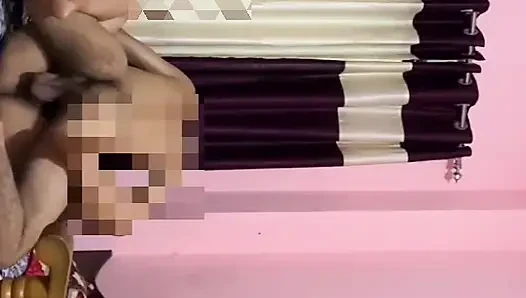 Yeni Nepal videosu. Budo ma xa maja aaiyo earkako ko budii lai daro haniyo'ya teklif ediyor. Otel odası ile komşu karısıyla