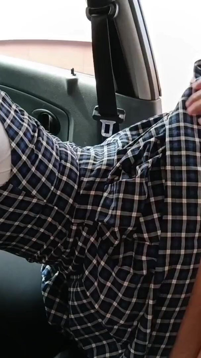 after SCHOOL girl receives money change for a BLOWJOB and SEX in the car inside the parking lot ... Final part | Clip 1