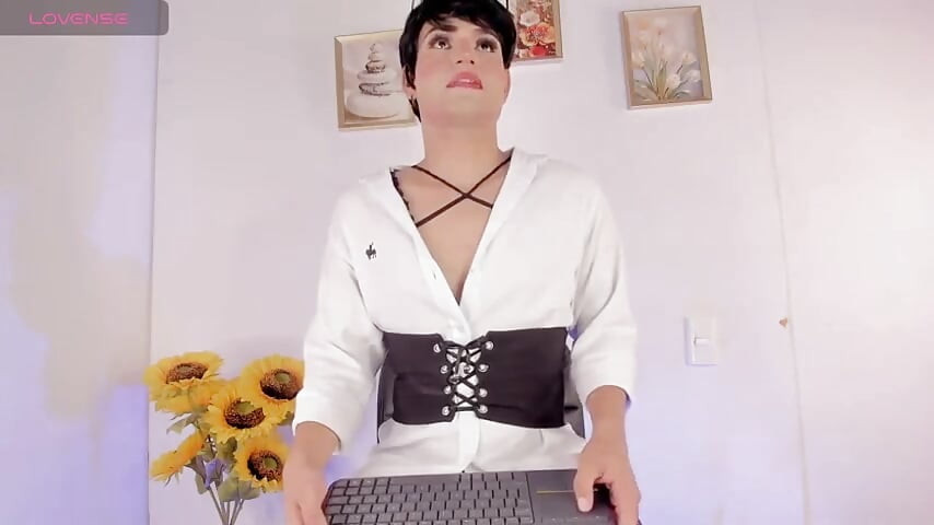 Cute Femboy Ken Masturbates and Bounces Fat Ass on Hard Cock Alone at Home
