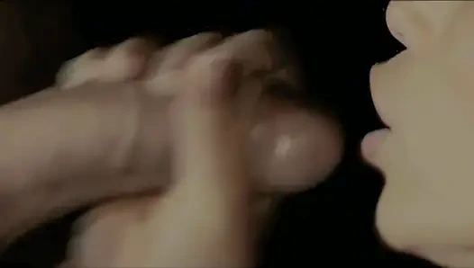 Queen Köpek Tarzında Sikişiyor