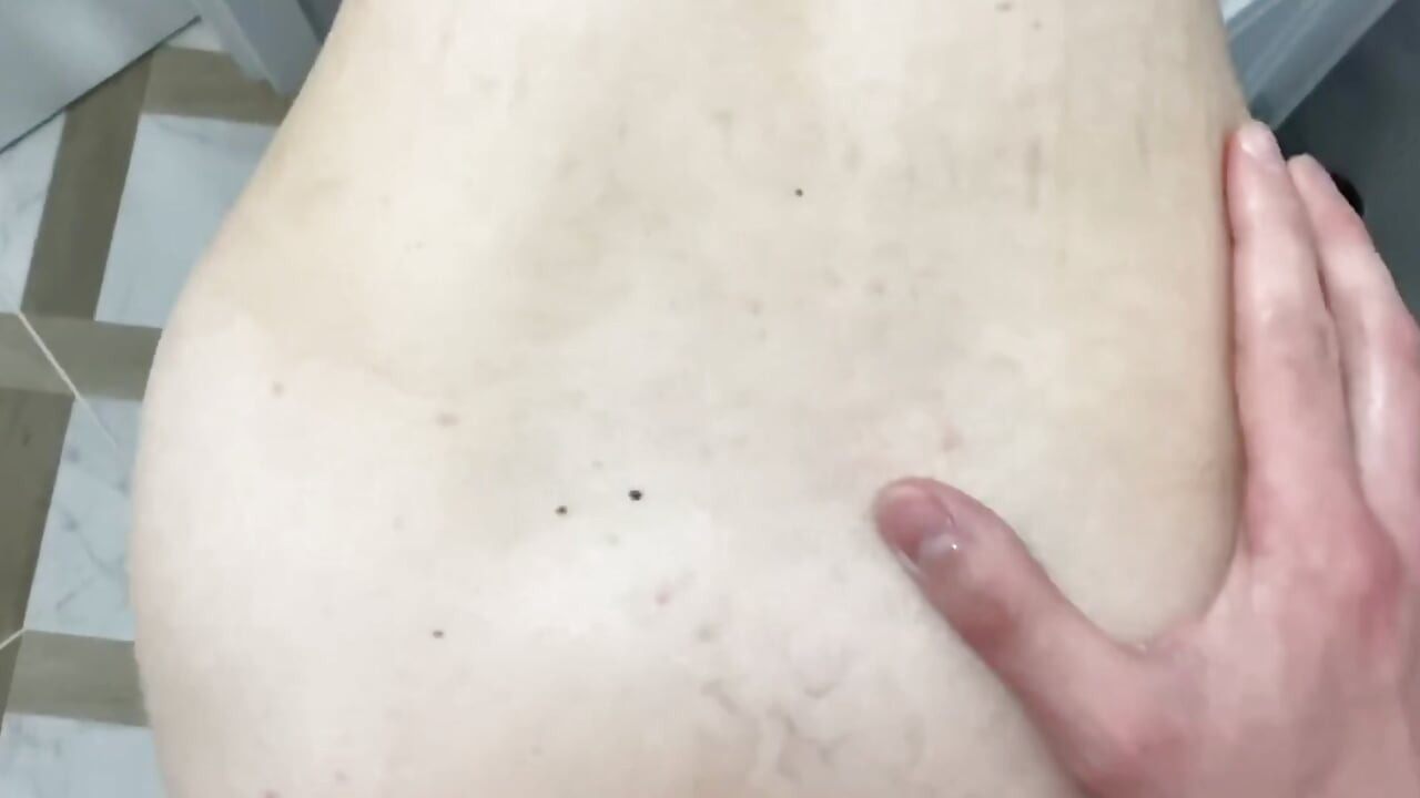 Stepsister Let Me Fuck Her in the Bathroom