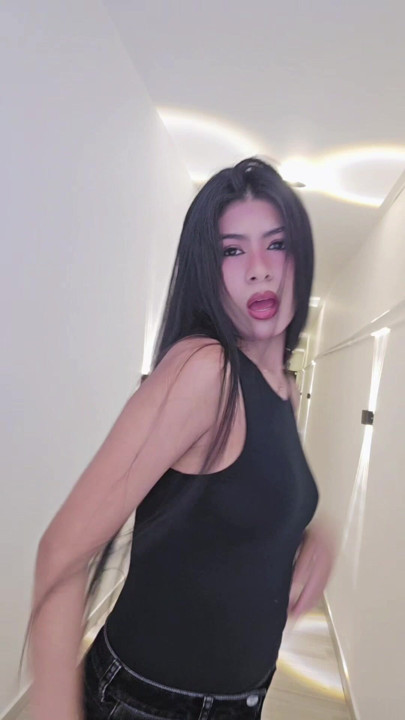 Don't keep me waitinm come spend some time with me