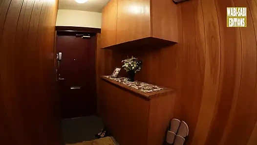 Schweißbelichtte spannung steigt, als eine gefesselte schönheit ihre mutige, überwältigende präsenz, szene 1 entfesselt