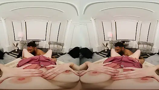 Yoga öğretmenimin önünde kendime dokunuyorum - sanal gerçeklikte