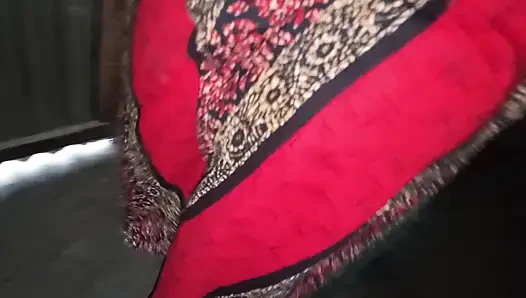 Tante tiri dengan pantat pertama kali ngentot