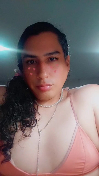 สวัสดีทุกคน กอดและจูบ