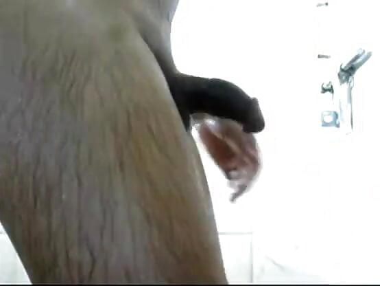 หนุ่มอินเดียเย็ดน้าสาวในห้องน้ํา