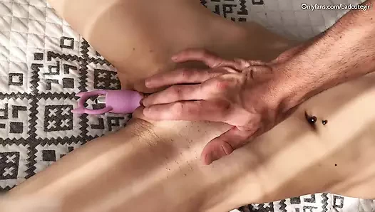 Gadis ini minta dicrot di dalam Dicrot di dalam!