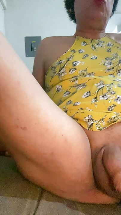 Emmanataly Sexy Tranny