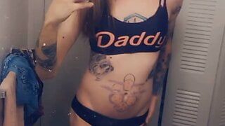 Sexy Daddys Girl Wants To Suck