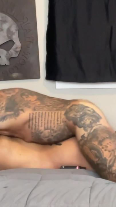 Bareback Convict Fuck With Locked Thug 4