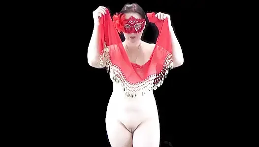 Gadis bertopeng misterius. Tarian solo erotis yang sensual