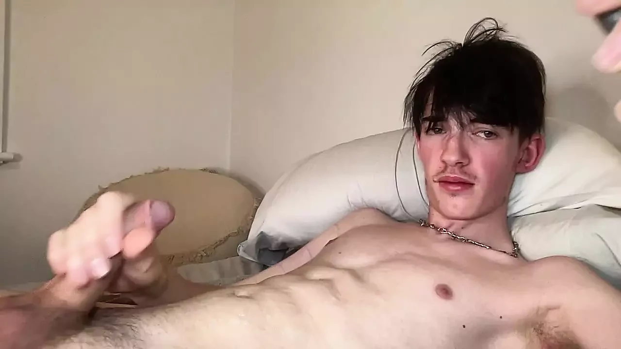 Young Twink Cums on Himself Before he is even hard