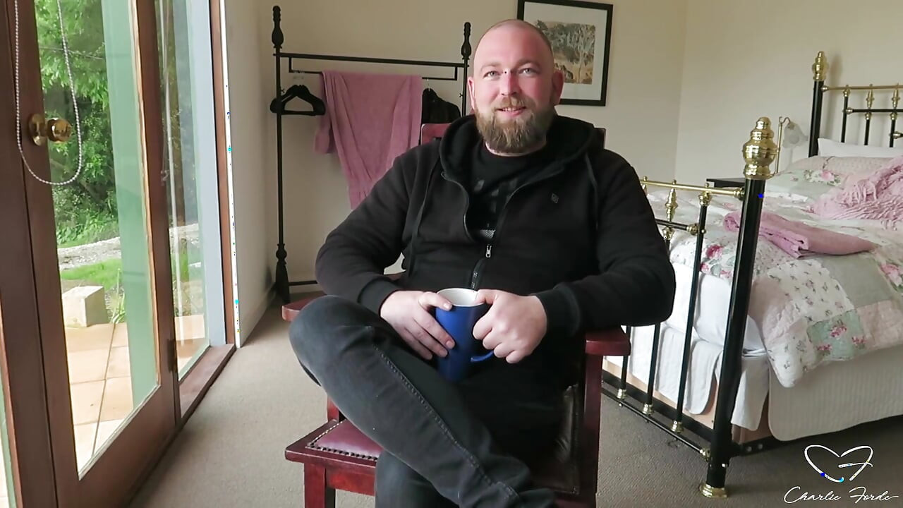 ראיון: קיילב בארץ עם קיילב ארקיין