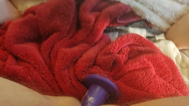 Dildo fuck