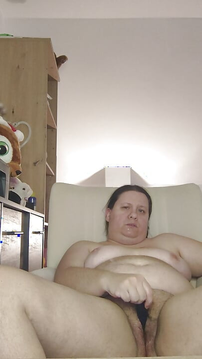 Blowjob with lots of saliva and dildosed pussy