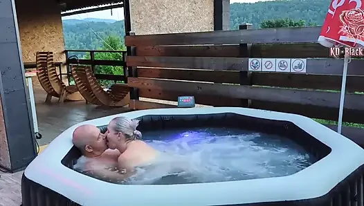 Jakuzide oyun zamanı jakuzide rahatlatıcı aşk