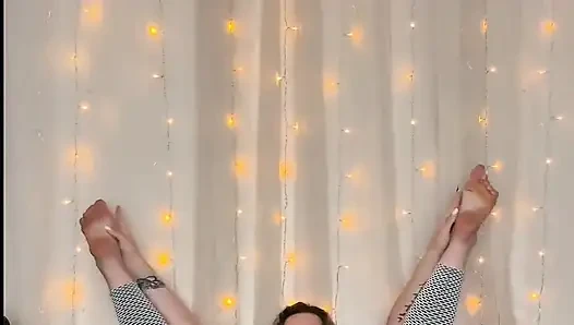 Tease Twerk in Leggings