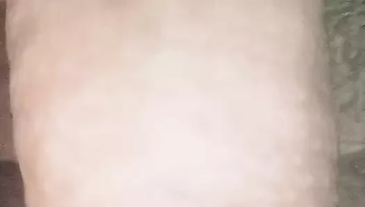 Odamda genç Kolombiyalı pornosu mastürbasyon yapıyorum