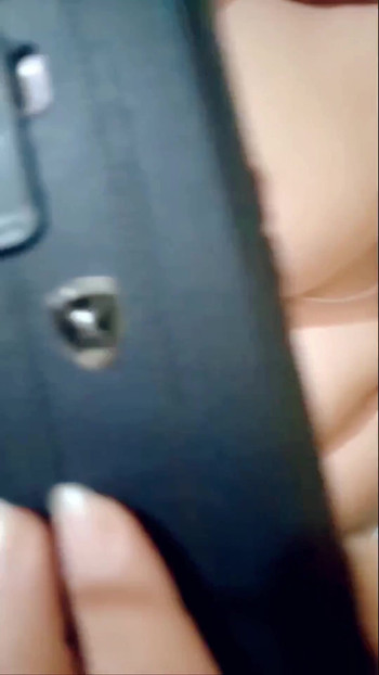 Detik menawan dari "isteri India panas Wajeeh dalam panggilan video"