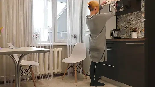 Kocası işteyken sevgilisi aradı.