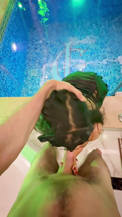 חווית מציצה חובבנית לוהטת