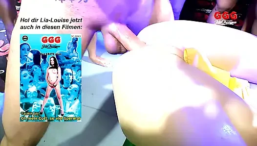 Tätowierte Latina Fistet Arsch Und Muschi Mit Monsterdildos Zur Squirt-explosion!