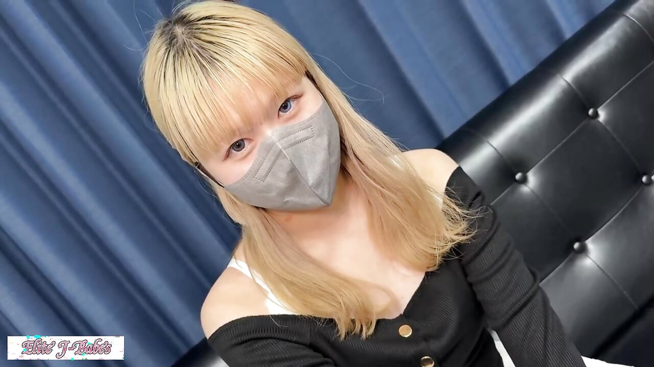 純真的魅力和溫柔的勸說揭示了強烈的化學反應，重複的山峰自然展開 第二