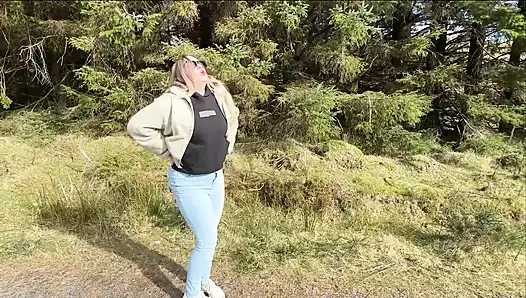 Emergency While Walking on the Public Trail but Had to Wet My Jeans