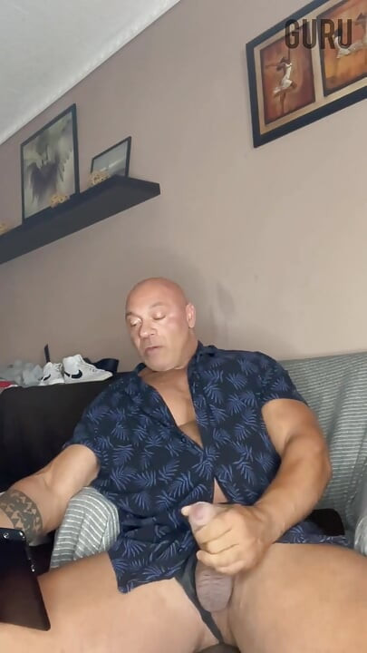 Mr Guru Bodybuilding Daddy Wank at Home