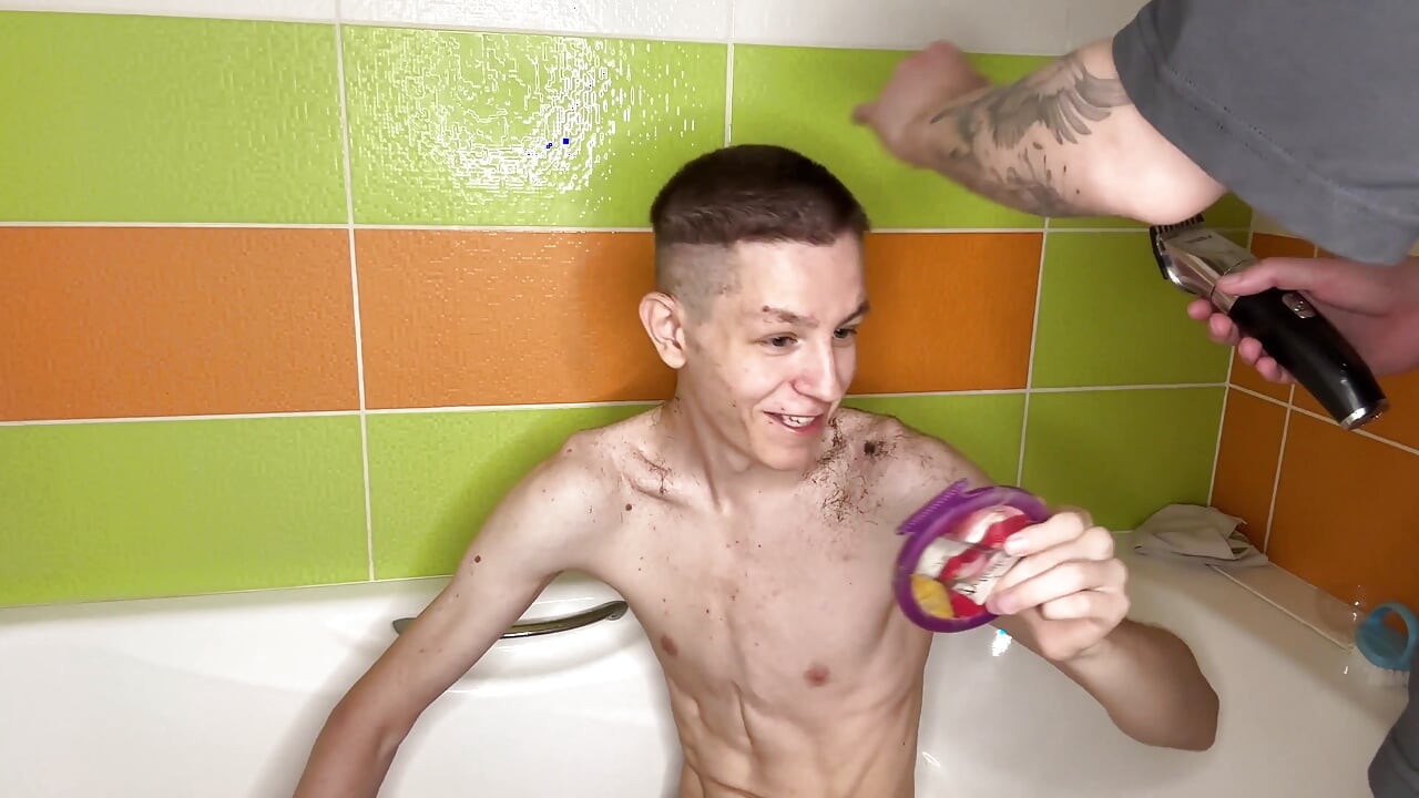 Alex je tako loš frizer!