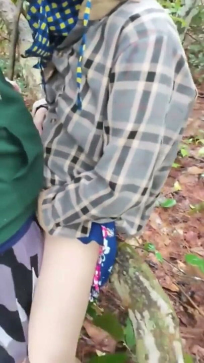 Thai Teenager Walks around Picking Mushrooms and Gets Fucked in the Pussy. Thai Audio | Clip 1