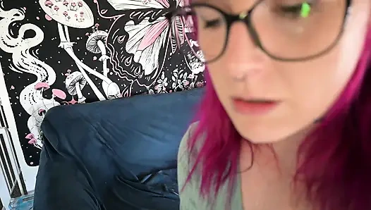 Разбивая сучку