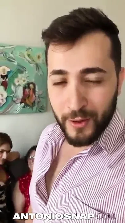 与母亲的青少年性行为