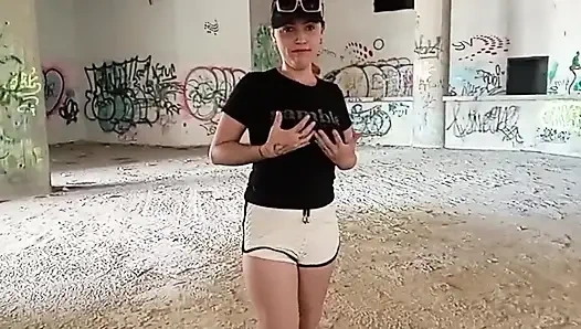 Antrenörümü baştan çıkarıp onu siktim