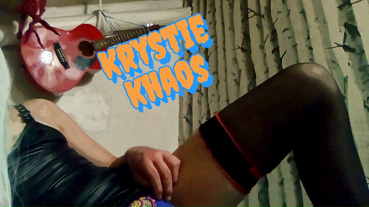 Krystie Khaos solo en speeltjes