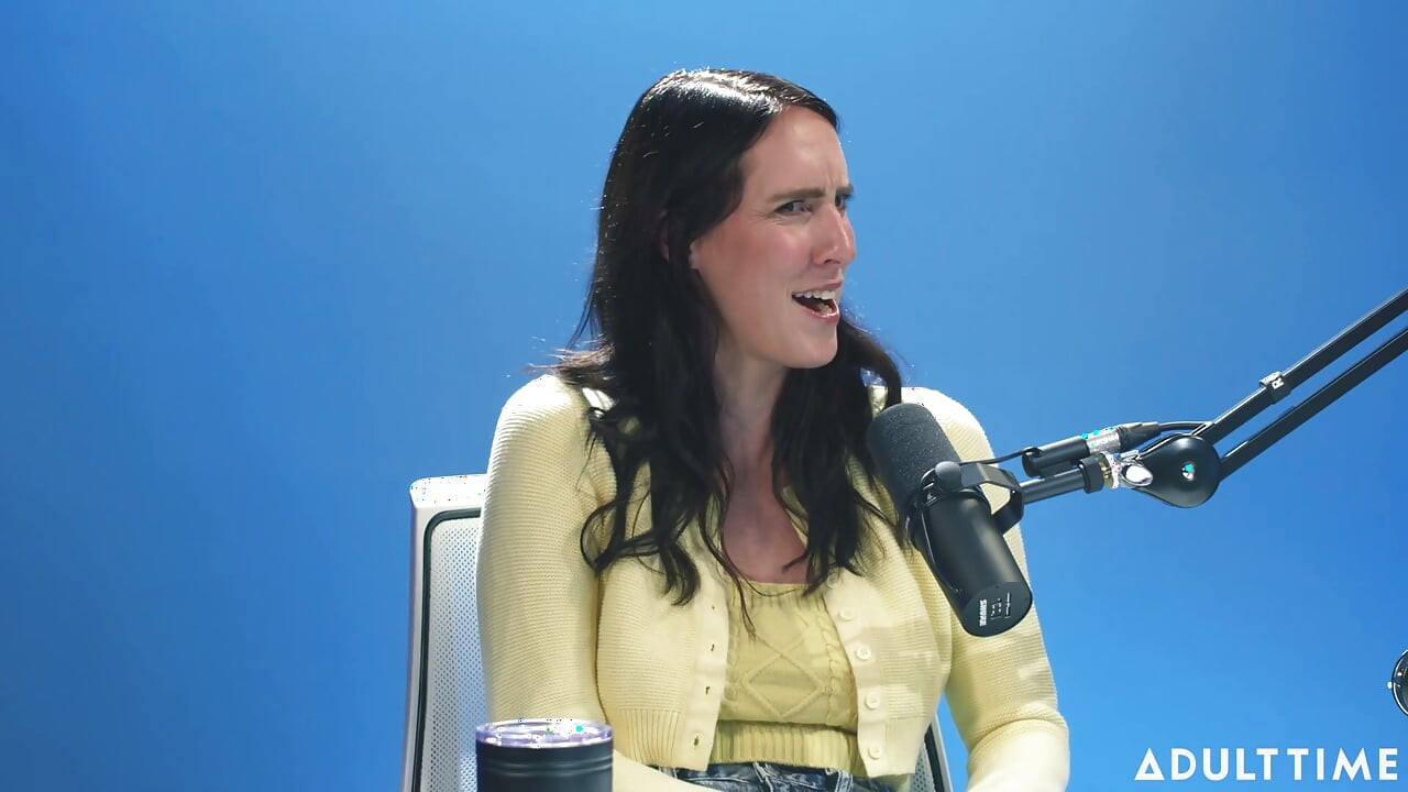 Cadence Lux: Authentic Orgasms & Self-advocacy