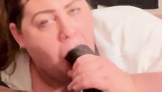 Üvey kız kardeşim beni emiyor eski sevgilim bana aptal fahişe demeye devam ediyor