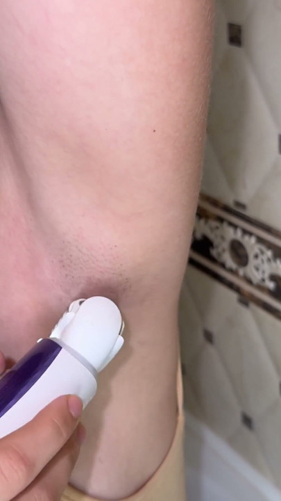 Natural hairy young body! Shaving hairy armpits! Epilation of armpits with an epilator! Depilation! | Clip 2