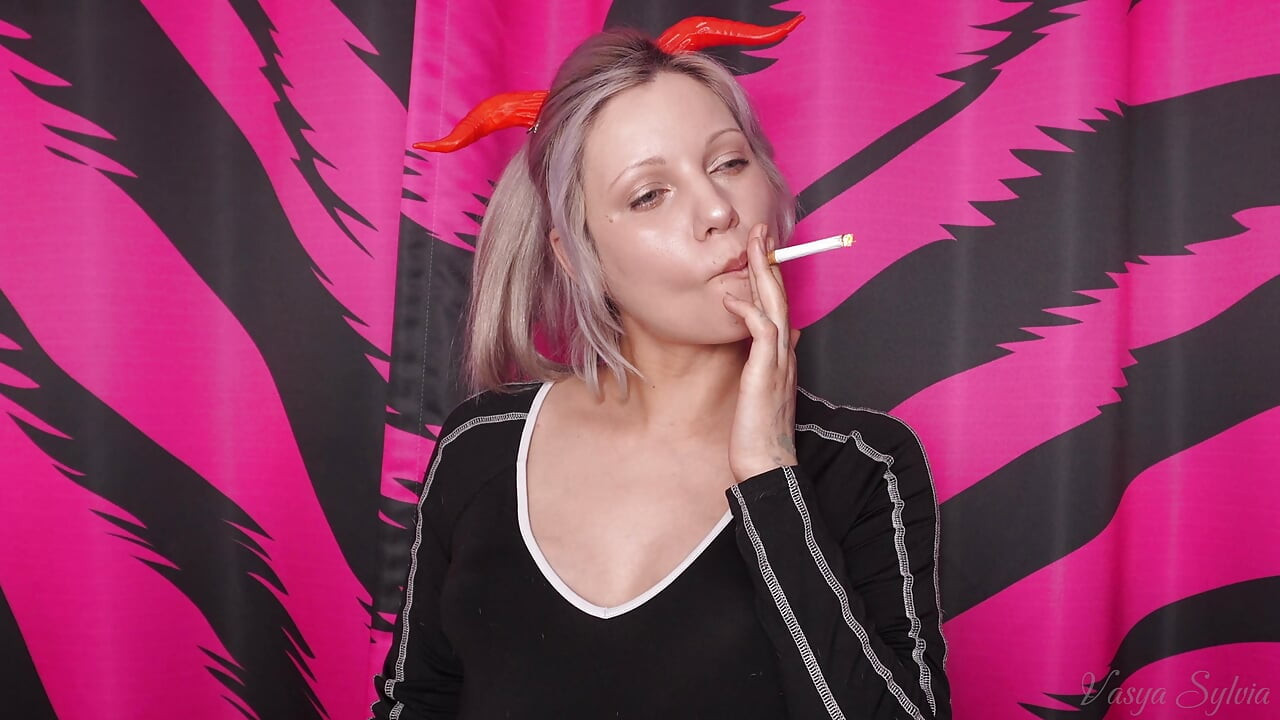 I Smoke a Cigarette Beautifully and Touch Myself!