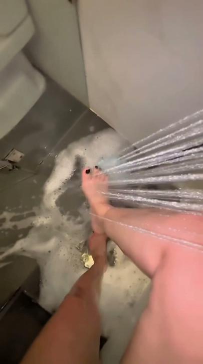 Shower Feet
