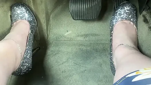 Pedal Pumping in 5 in Heels