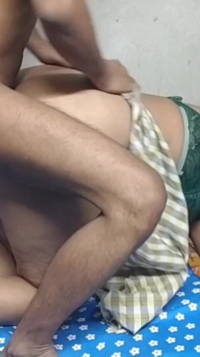 Desi Beautiful Girl TightPush First Time Videos, Desi Beautiful Village Girl videos | Clip 1