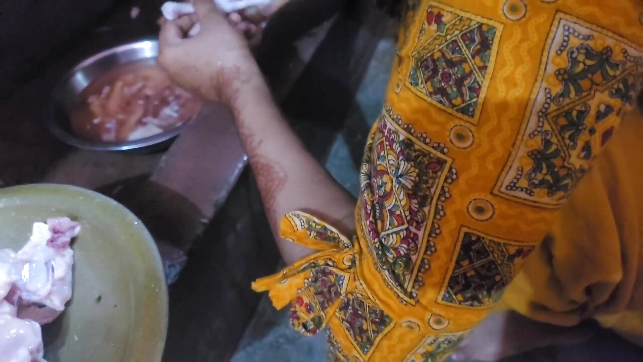 Viral video sexy de Bangladesh mientras cocina